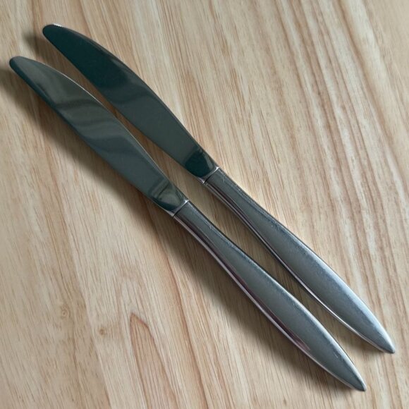 2 Fantasy Dinner Knives Oneida 1881 Rogers Stainless Atomic MCM 8.5" - Picture 5 of 6